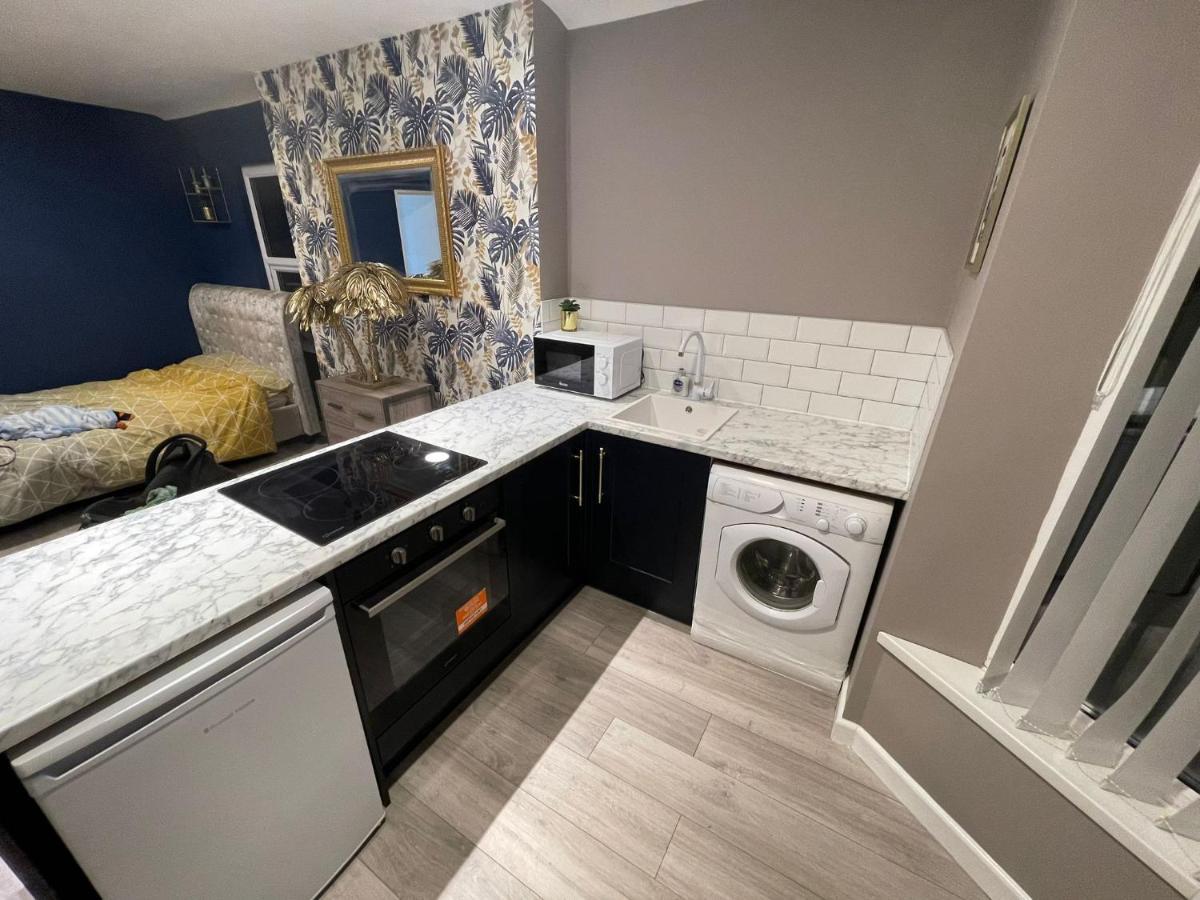 Selection Of Stylish Apartments Within Walking Distance Of Cardiff City Centre Esterno foto