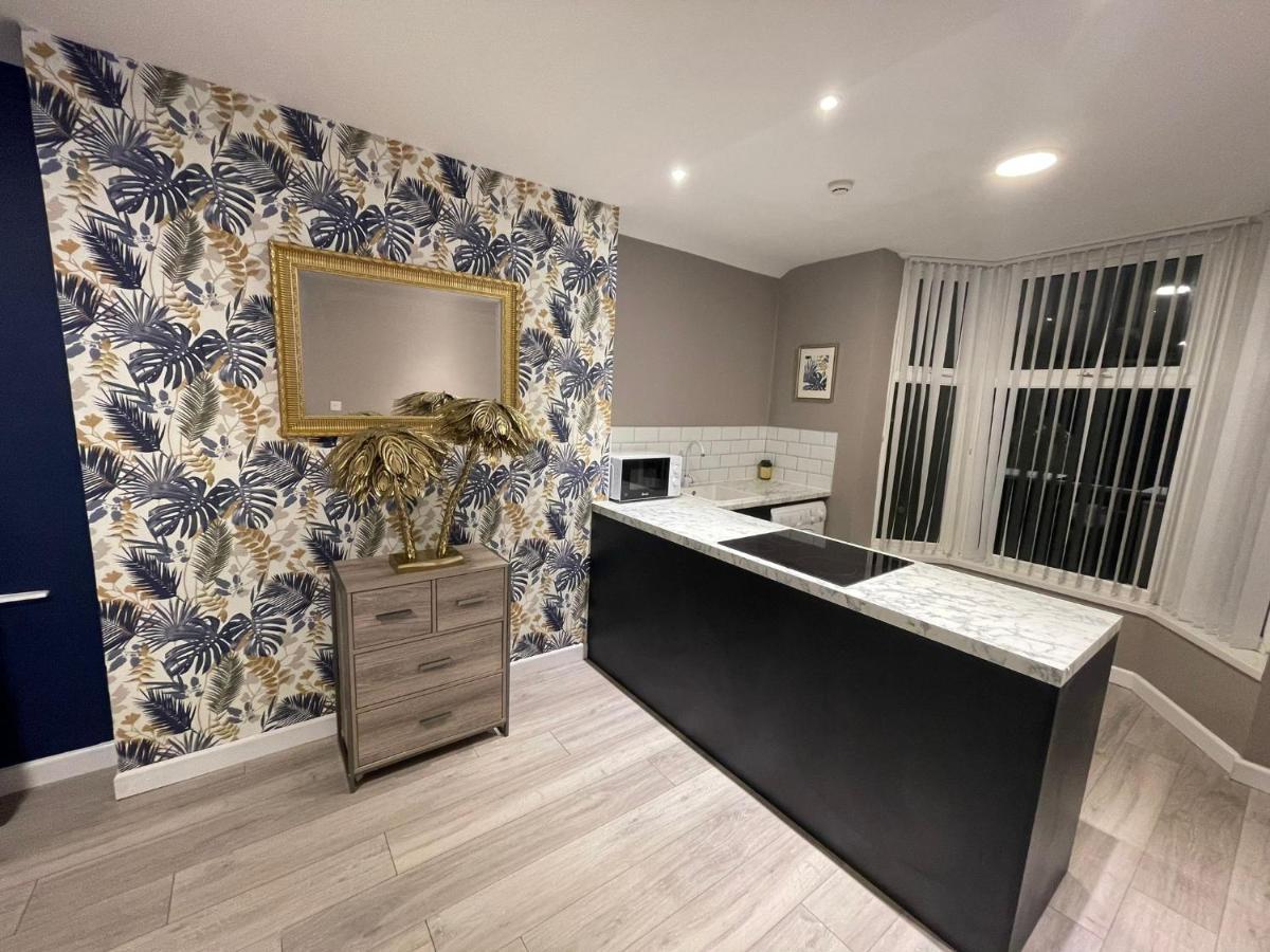 Selection Of Stylish Apartments Within Walking Distance Of Cardiff City Centre Esterno foto